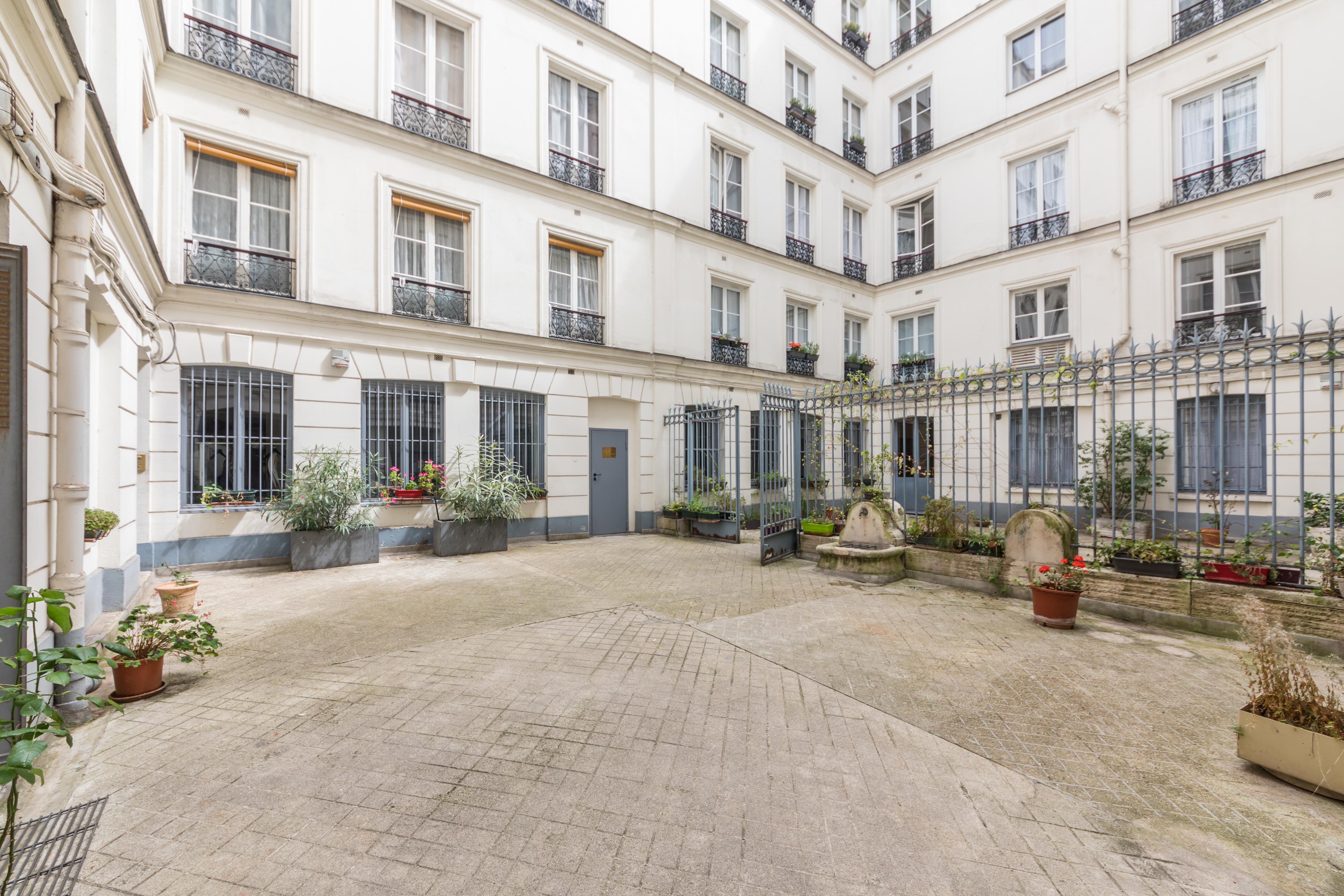 Residence Bergere - Appartements Paris Exterior photo