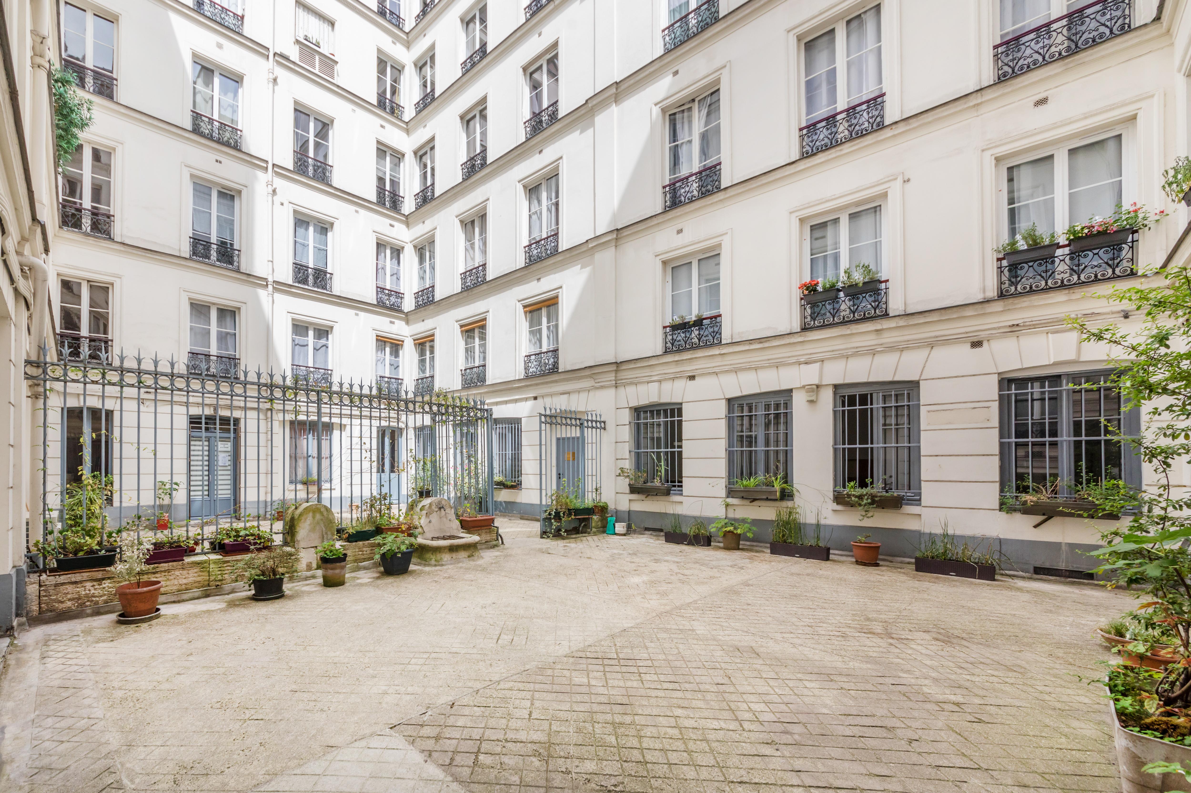 Residence Bergere - Appartements Paris Exterior photo